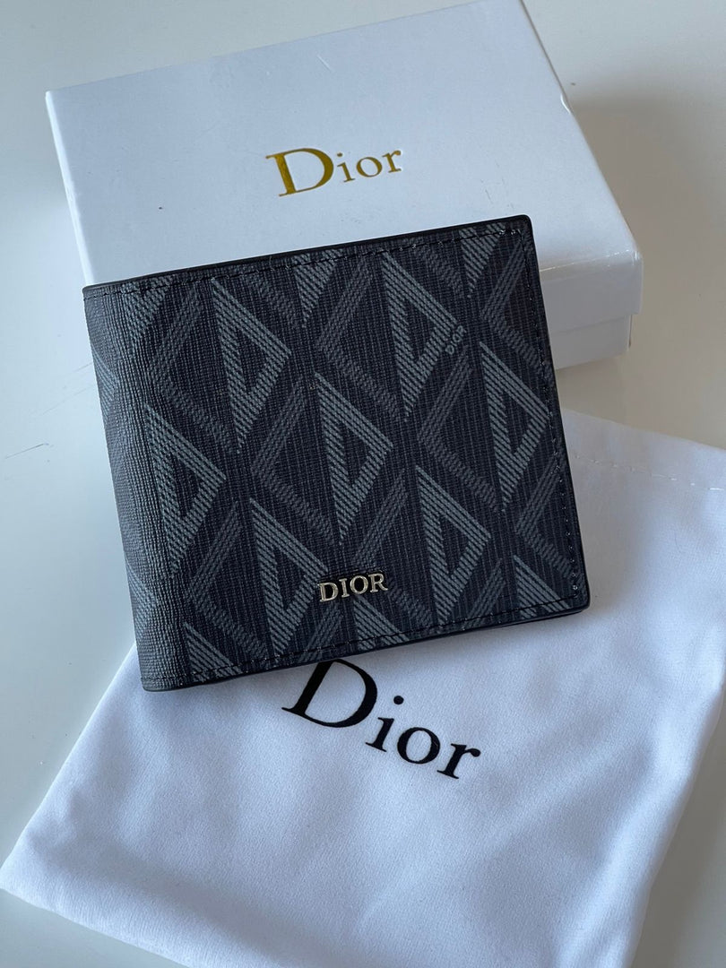 محفظة DIOR للشباب