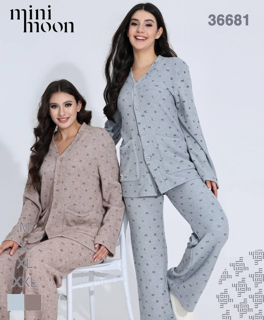 بجامة ازرار