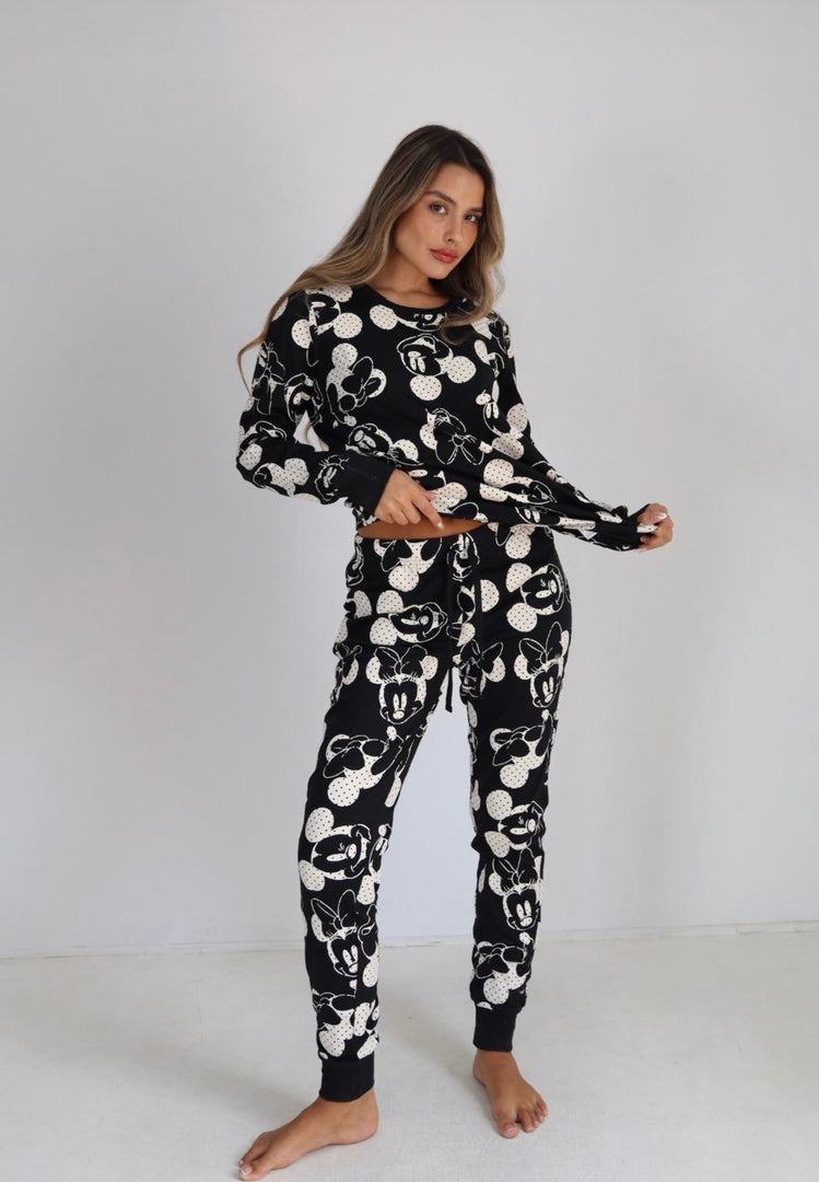 بجامة دلتا ميكي اسود